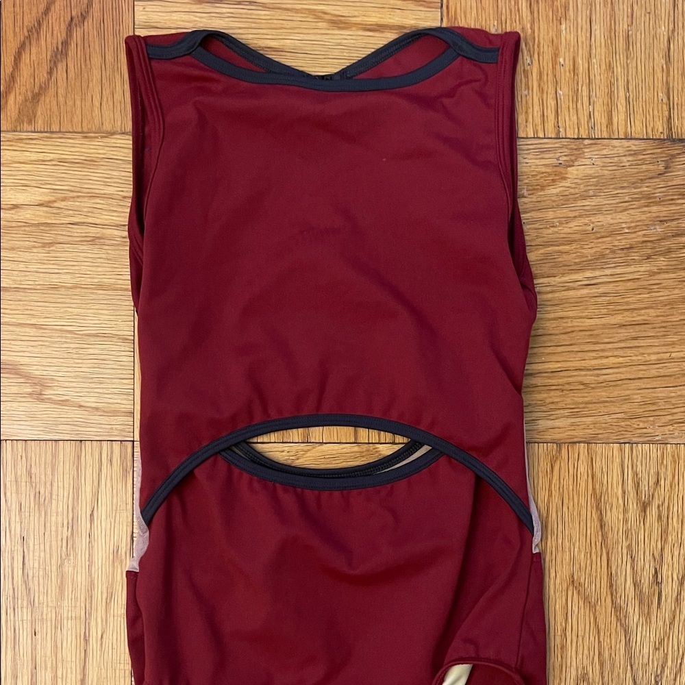 Five Dancewear burgundy Leo